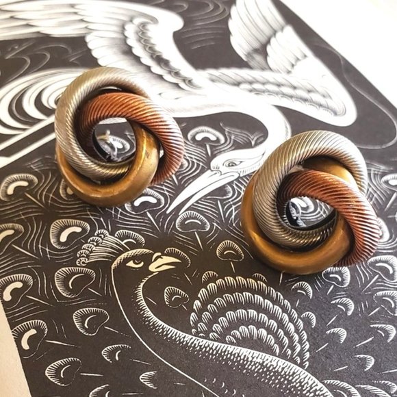 Vintage Tri-Tone Earrings - Picture 8 of 9